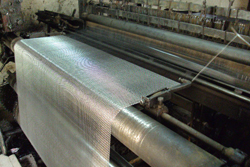 裹邊不銹鋼網(wǎng)織機(jī)